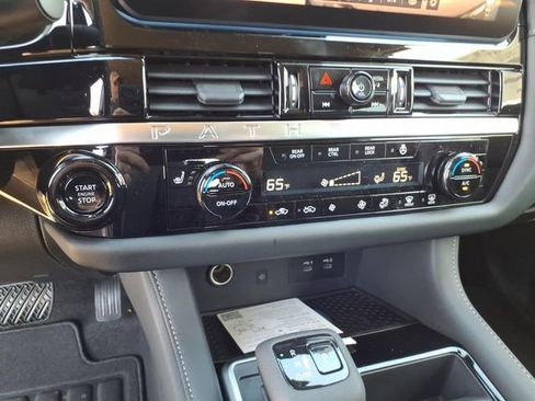 New 2026 Nissan Pathfinder SL FWD image 13