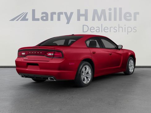 Used 2014 Dodge Charger R/T AWD/4WD image 2