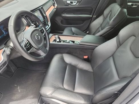 Used 2024 Volvo S60 B5 Plus AWD/4WD image 11