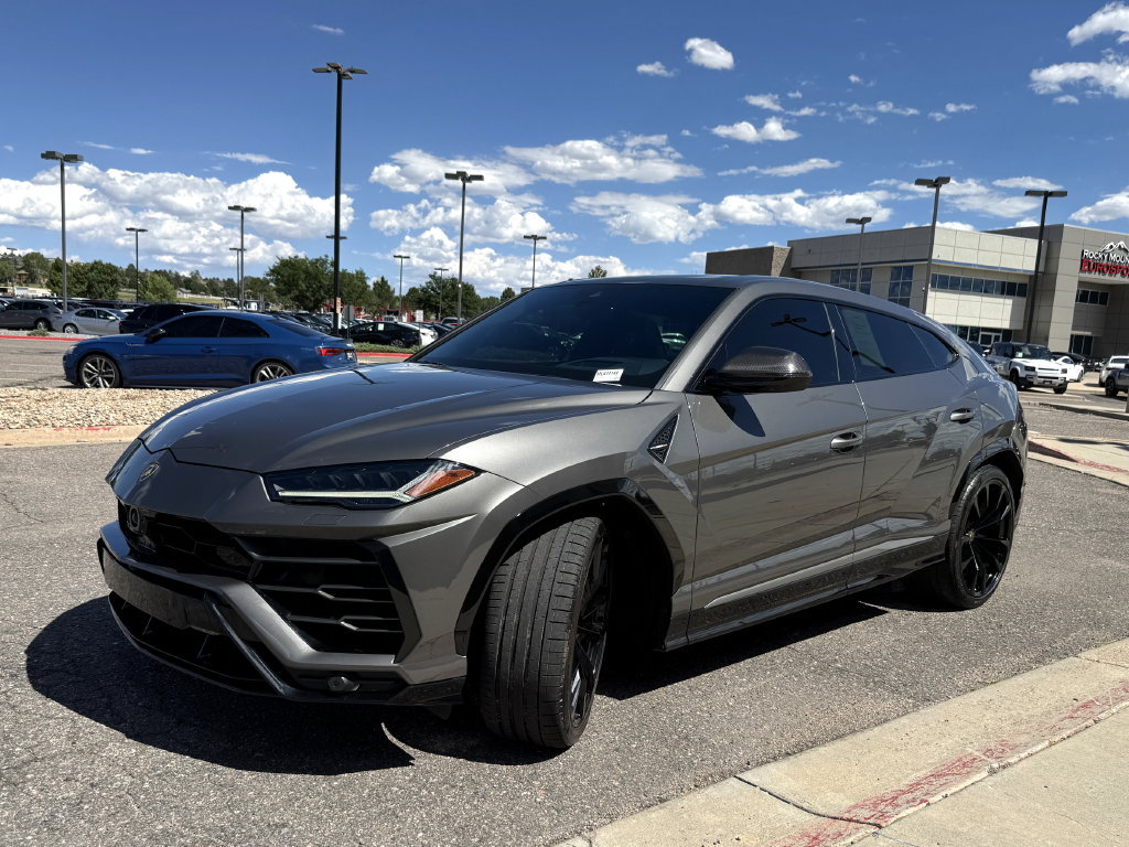 Used 2021 Lamborghini Urus AWD/4WD image 4