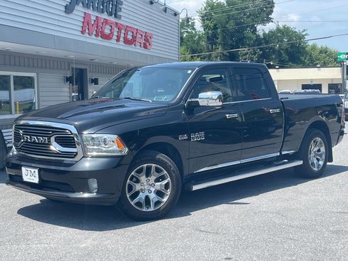 Used 2017 RAM 1500 Limited image 2
