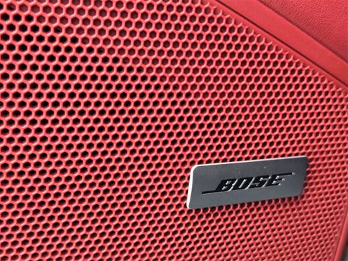 Used 2022 Porsche Cayenne image 30