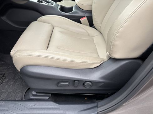 Certified 2022 Subaru Legacy Limited image 29