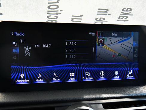 Used 2022 Lexus IS 350 F Sport w/ Navigation Package RWD image 22