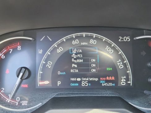 Used 2022 Toyota RAV4 Limited FWD image 11