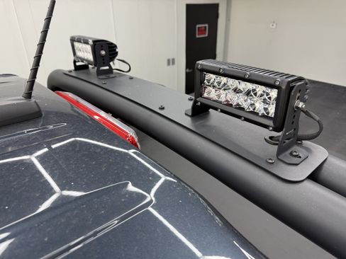 Used 2019 Chevrolet Colorado ZR2 w/ ZR2 Dusk Special Edition AWD/4WD image 27