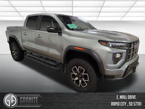 Used 2024 GMC Canyon AT4X AWD/4WD image 8