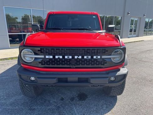 Used 2022 Ford Bronco Wildtrak image 2