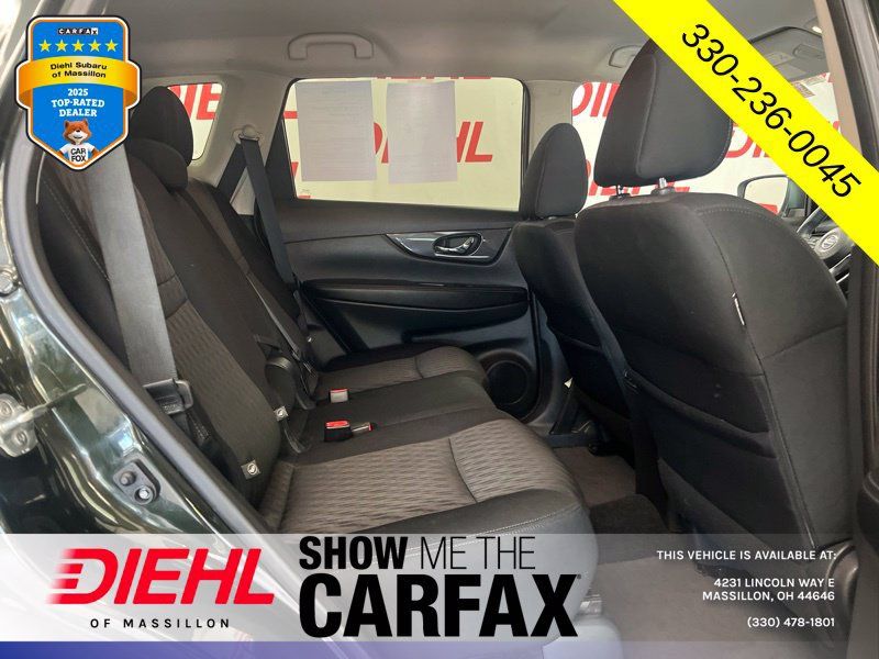 Used 2018 Nissan Rogue SV AWD/4WD image 11