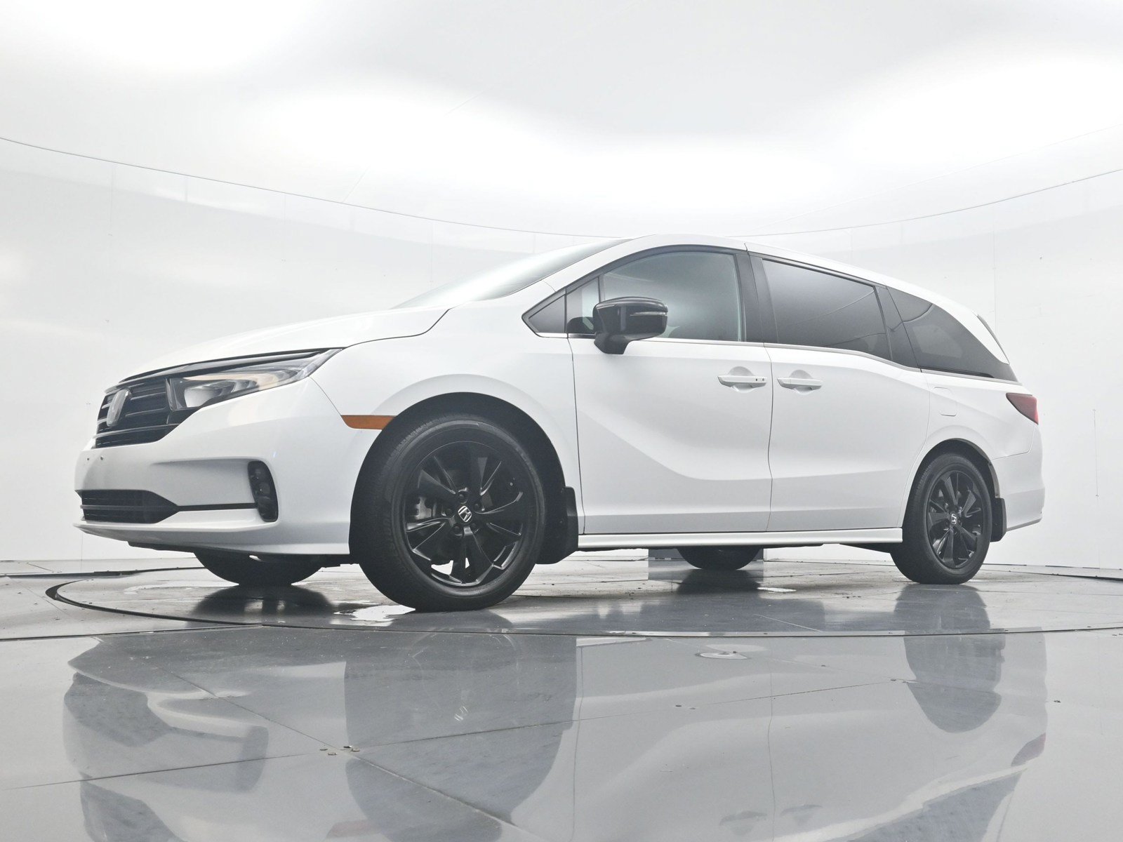 Used 2024 Honda Odyssey Sport image 25