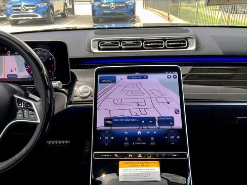 New 2025 Mercedes-Benz S 580 4MATIC Sedan image 9