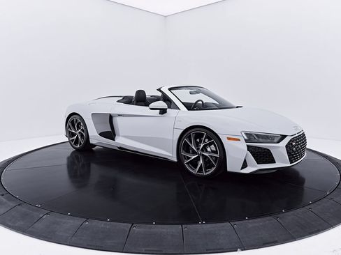 Used 2022 Audi R8 V10 performance w/ Carbon Exterior Package RWD image 28