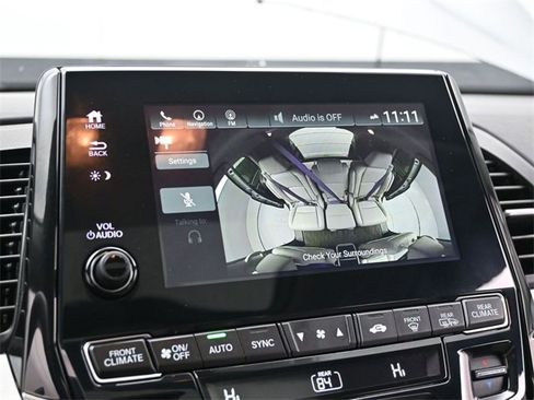 Used 2024 Honda Odyssey Touring image 17