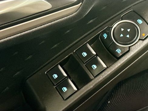 Used 2020 Ford Escape SEL FWD image 18