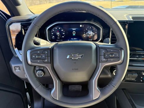 New 2026 Chevrolet Silverado 1500 ZR2 image 36