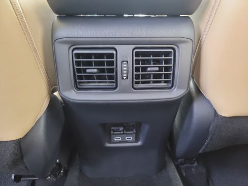 Used 2025 Toyota RAV4 XLE Premium image 17