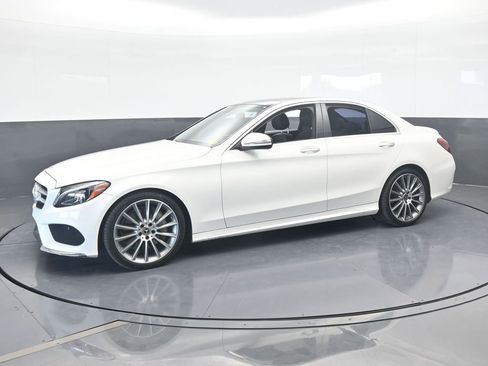 Used 2018 Mercedes-Benz C 300 Sedan image 2