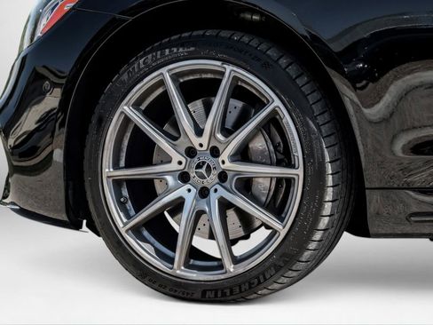 Used 2019 Mercedes-Benz S 560 4MATIC Sedan image 58