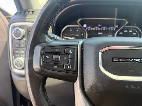Used 2020 GMC Sierra 2500 Denali w/ Denali Ultimate Package AWD/4WD image 34