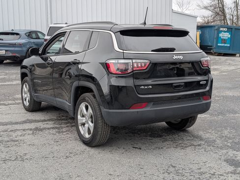 Used 2021 Jeep Compass Latitude w/ Driver Assistance Group image 3