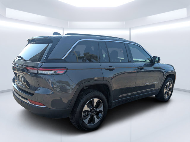 Used 2024 Jeep Grand Cherokee Limited 4xe AWD/4WD image 3