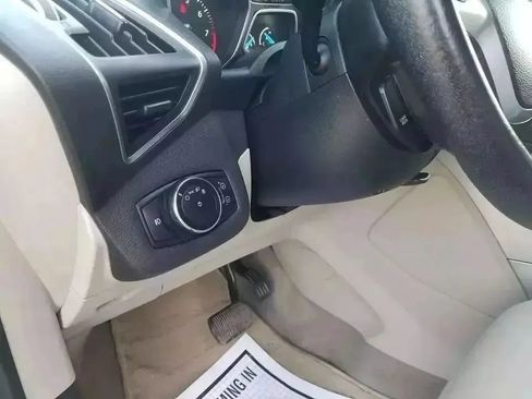 Used 2013 Ford Escape SEL FWD image 11