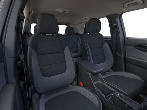 New 2026 Chevrolet TrailBlazer LT w/ Convenience Package FWD image 16