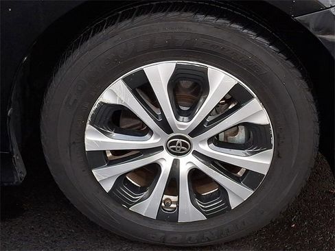 Certified 2020 Toyota Prius Prime LE w/ Carpet Mat Package image 12