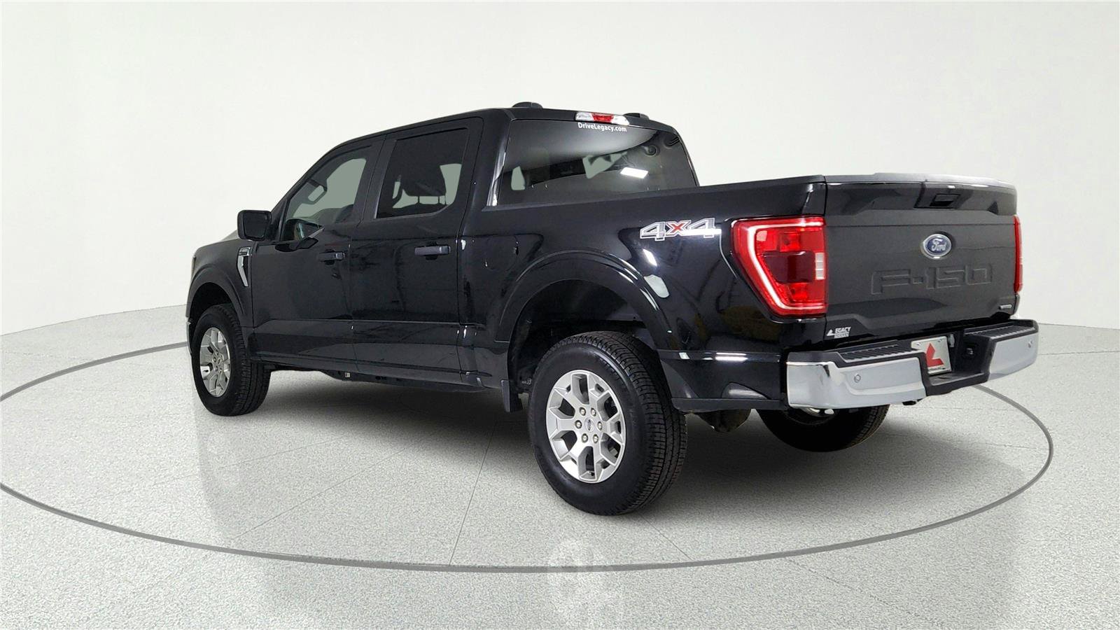 Used 2023 Ford F150 XLT AWD/4WD image 4