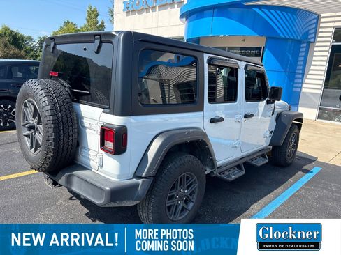 Used 2021 Jeep Wrangler Unlimited Sport AWD/4WD image 4