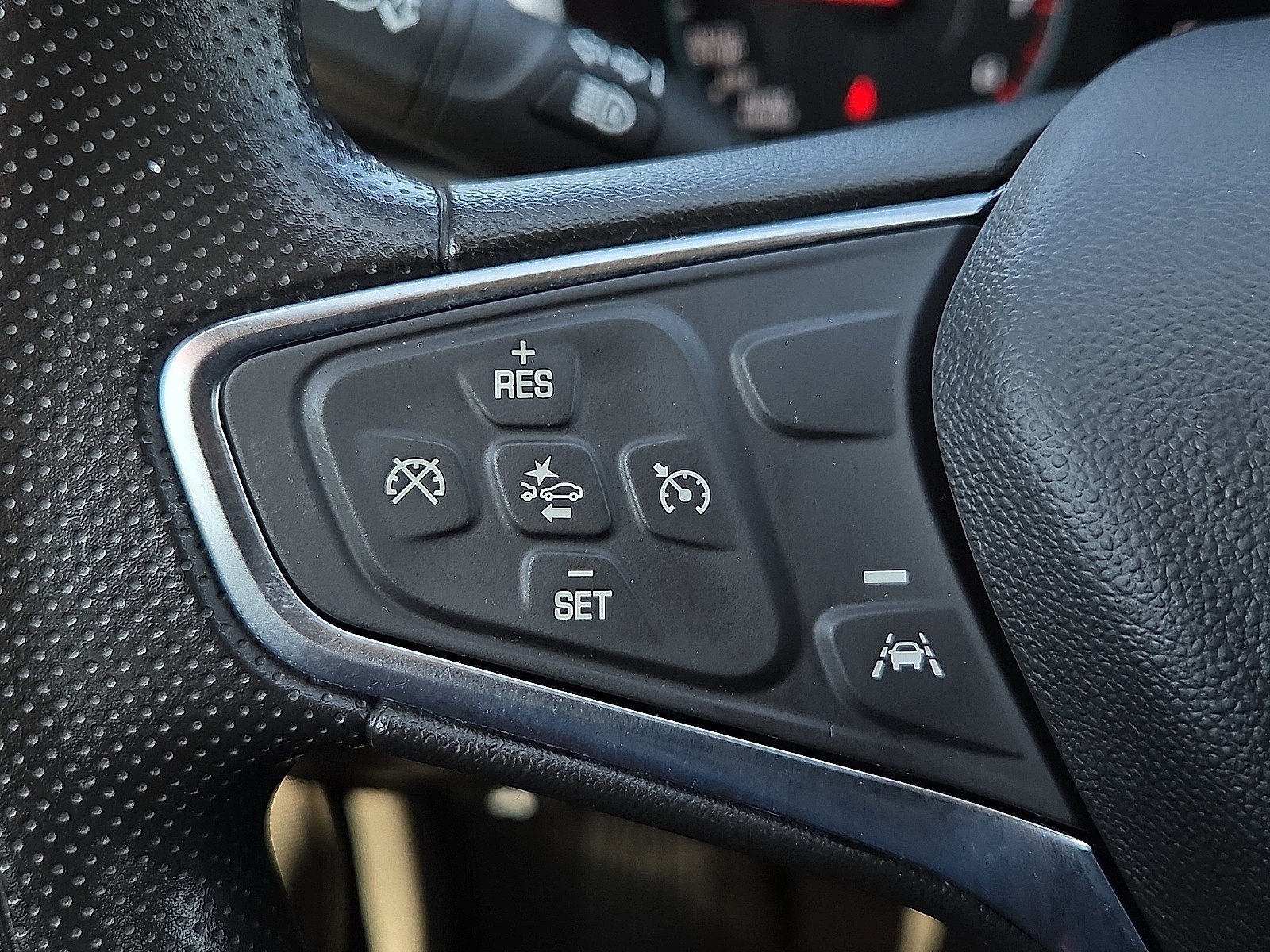 Used 2024 Chevrolet Malibu LT FWD image 18