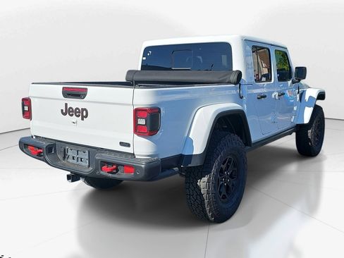 Used 2020 Jeep Gladiator Rubicon image 2
