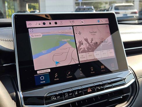 Used 2024 Jeep Compass Limited w/ Driver Assist Group I image 29