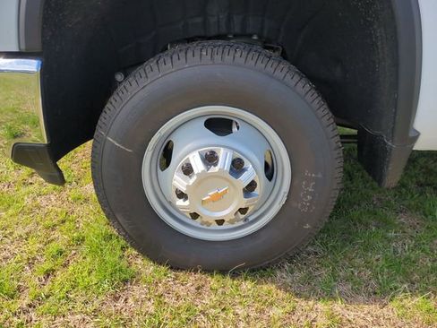 New 2026 Chevrolet Silverado 3500 W/T w/ WT Convenience Package image 10