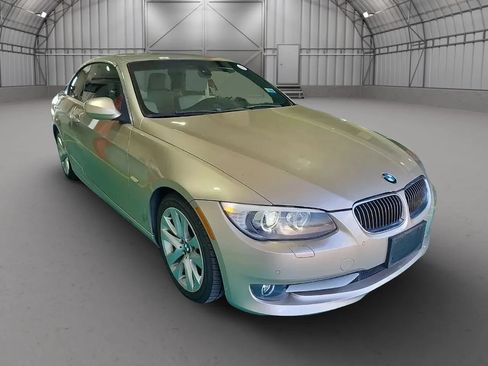 Used 2012 BMW 328i Convertible RWD image 36