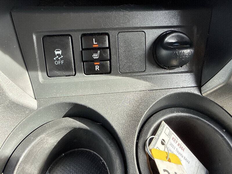 Used 2011 Toyota RAV4 Limited w/ Limited Extra Value Pkg FWD image 26