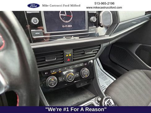 Used 2020 Volkswagen Jetta GLI image 13