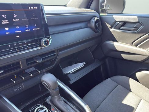 Used 2024 Chevrolet Colorado Trail Boss w/ Technology Package image 20