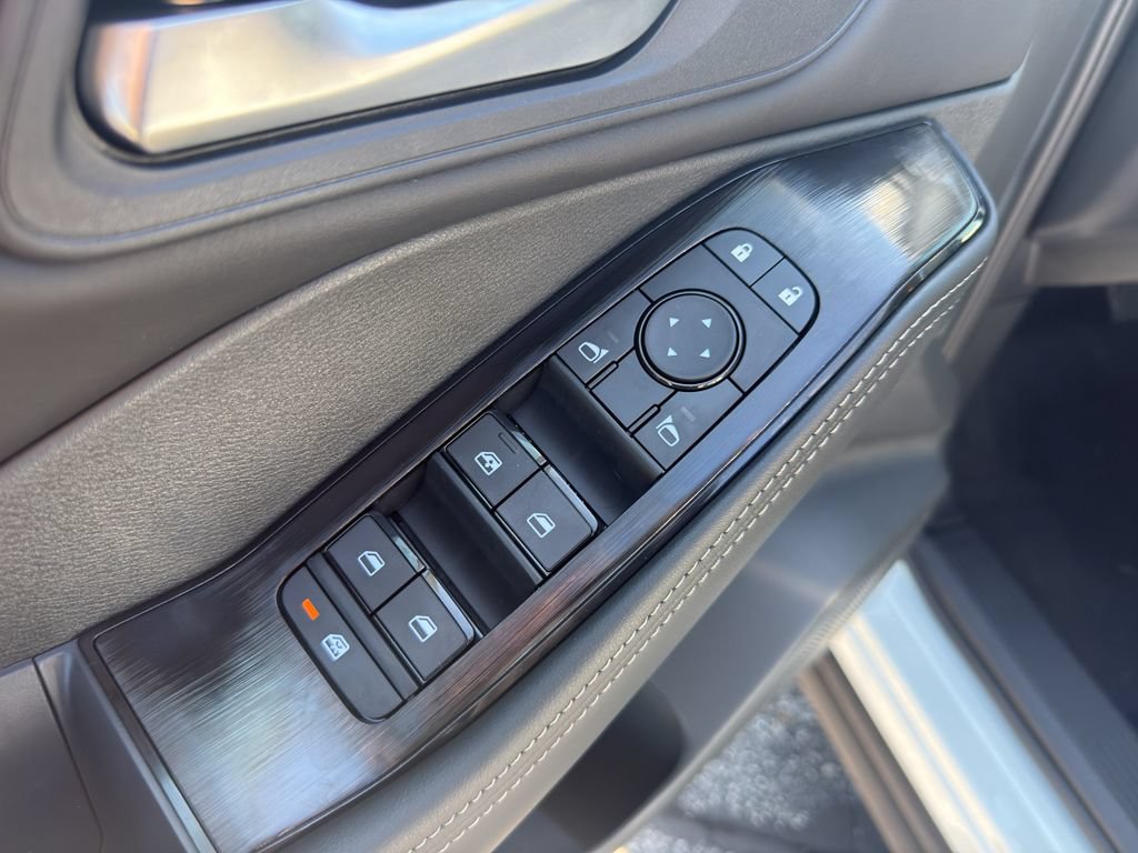 New 2026 Nissan Rogue SV AWD/4WD image 12