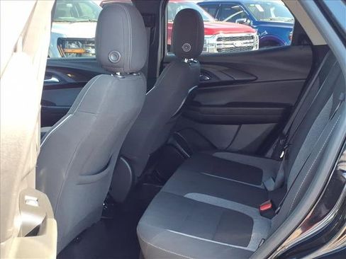Used 2021 Chevrolet TrailBlazer LT image 18