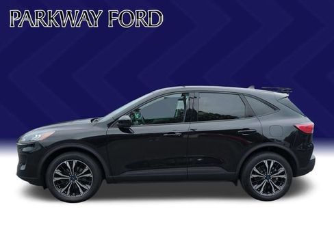Used 2022 Ford Escape SE w/ SE Sport Appearance Package AWD/4WD image 2