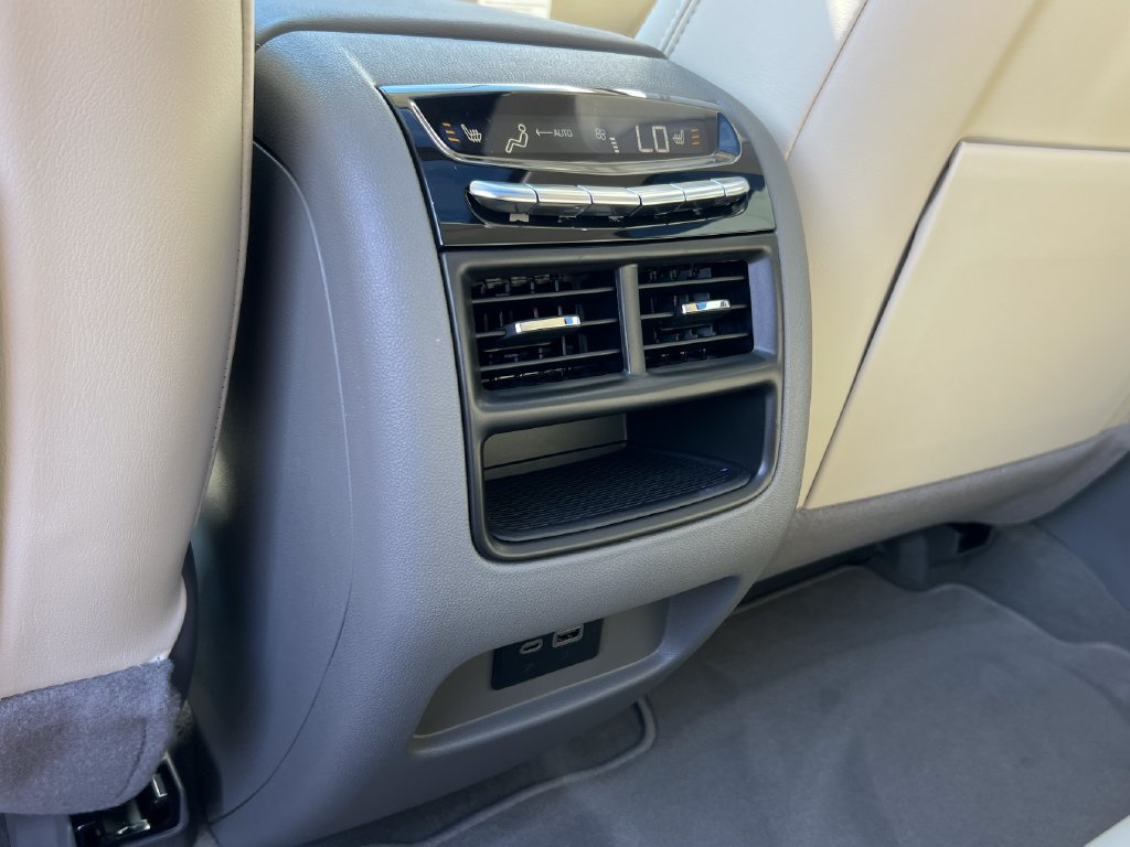 New 2026 Cadillac XT5 Premium Luxury w/ Driver Assist Package FWD image 19