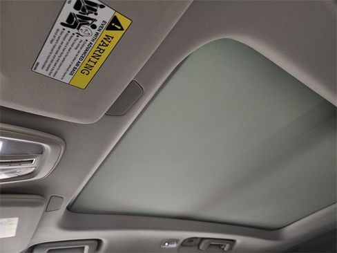 Used 2025 Volvo XC90 B5 Plus image 26