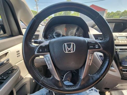 Used 2015 Honda Odyssey Touring image 19