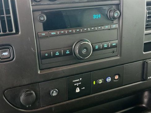 Used 2021 Chevrolet Express 2500 image 14