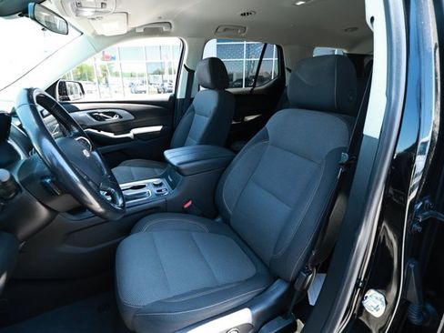 Used 2019 Chevrolet Traverse LT FWD image 24