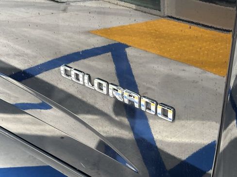 Used 2019 Chevrolet Colorado W/T image 4