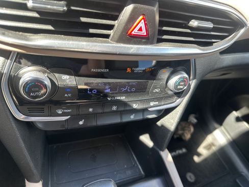 Used 2020 Hyundai Santa Fe SEL AWD/4WD image 30