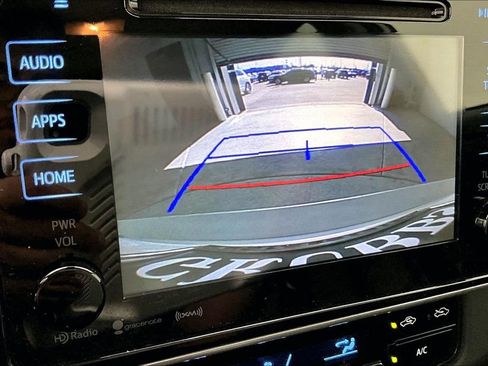 Used 2019 Toyota Corolla XLE image 28