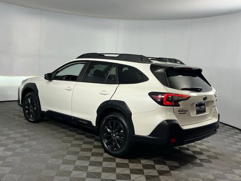 Used 2023 Subaru Outback Onyx Edition image 9